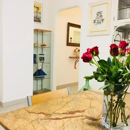 Le Bouganville Bed & Breakfast Lavagna